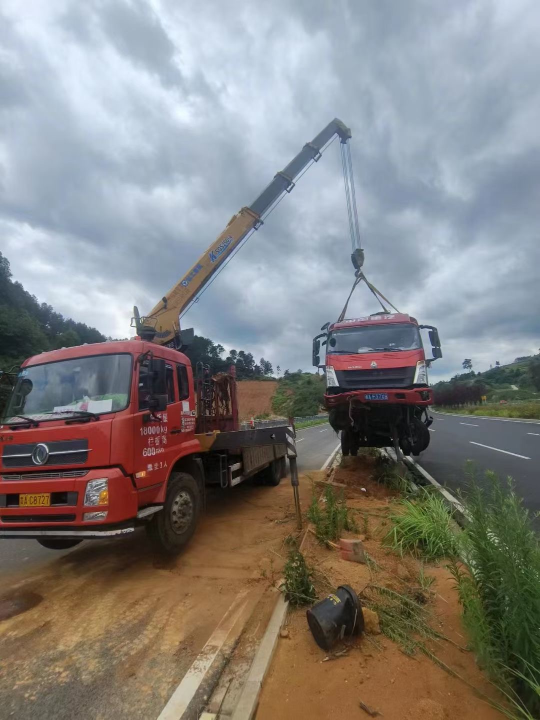 兴山区吊车出租公司在日常生活中对吊车要怎样检查