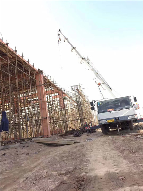 兴山区吊车作业的安全注意事项有哪些？