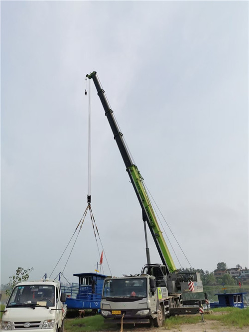 兴山区桥梁建设吊装案例